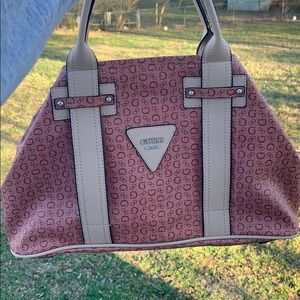 Guess medium sized bag.